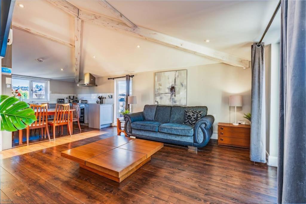 Smart-Home In Original Victorian Building Bristol Exterior foto